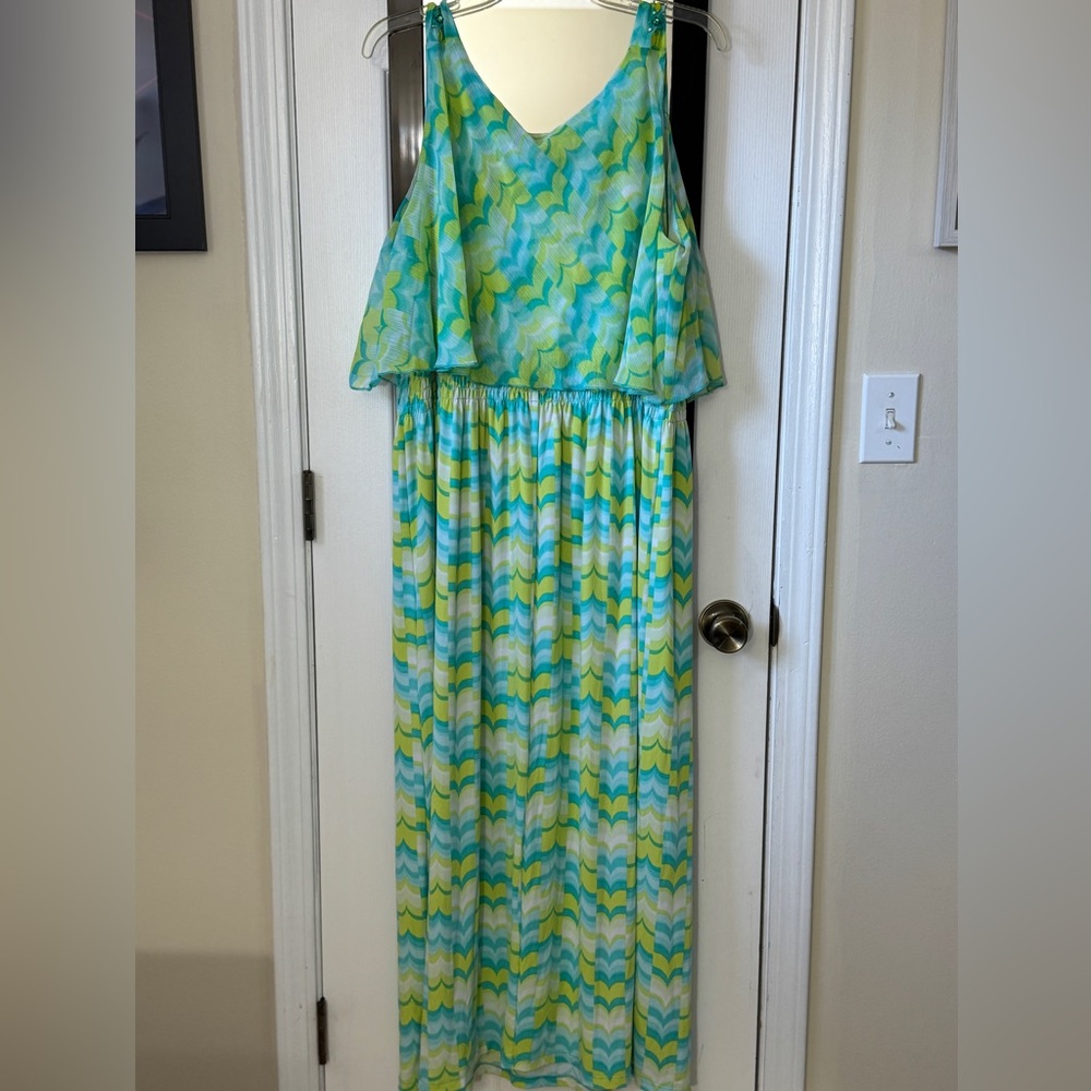 Bundle: Sleeveless Maxi Dresses - image 2